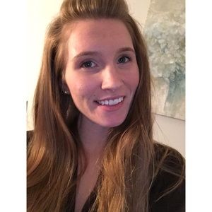 Meet your Posher, Alexis